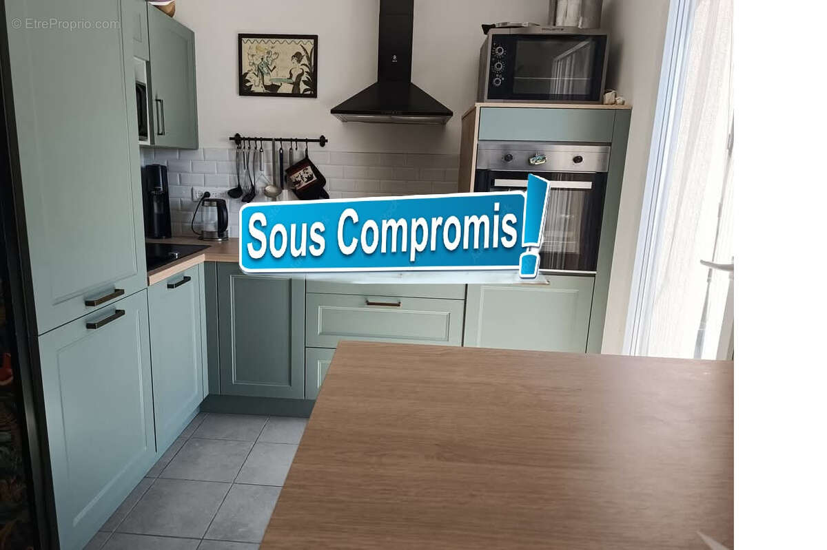 Appartement à ROQUEBRUNE-SUR-ARGENS