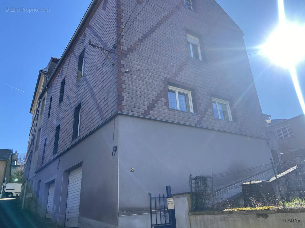 Maison à AUDUN-LE-TICHE