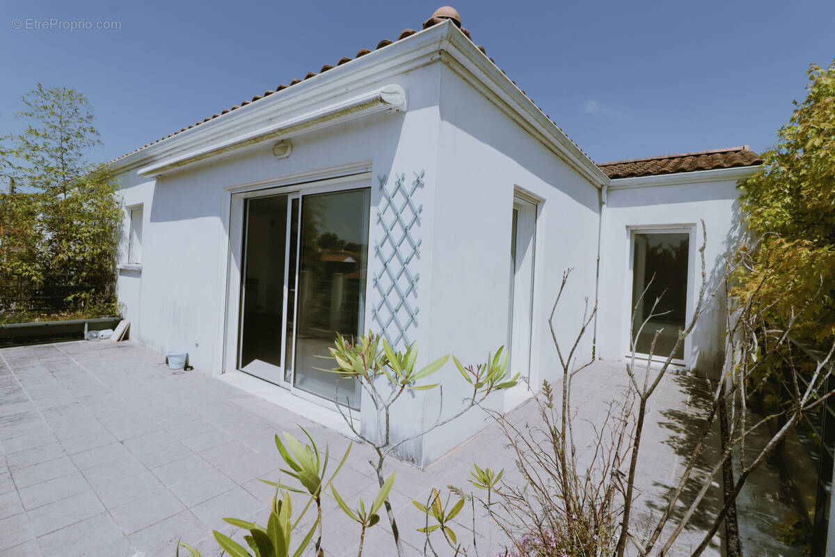 Appartement à MESCHERS-SUR-GIRONDE