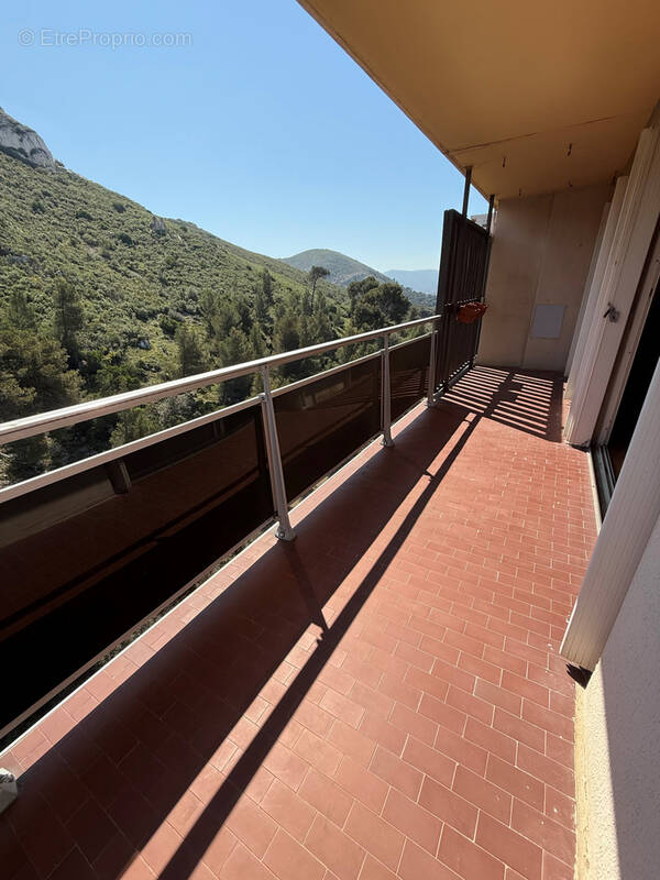 Appartement à MARSEILLE-10E