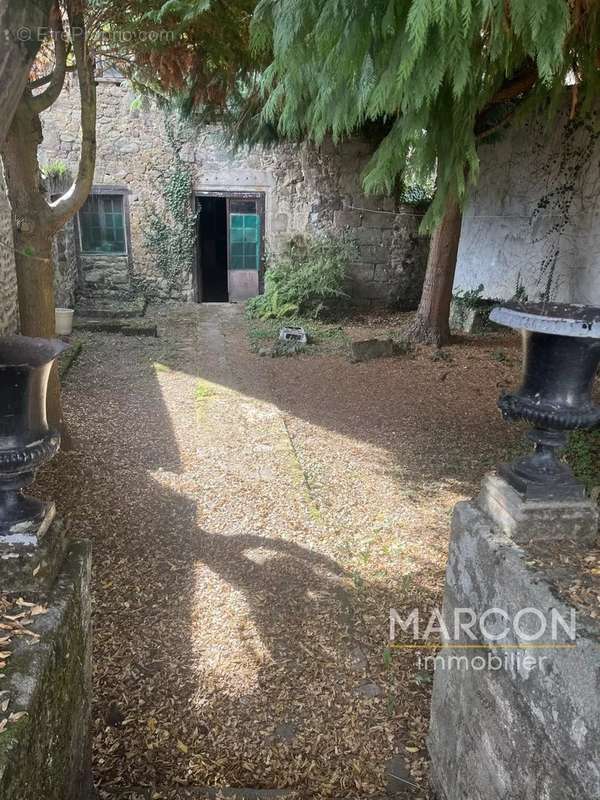 Maison à FELLETIN