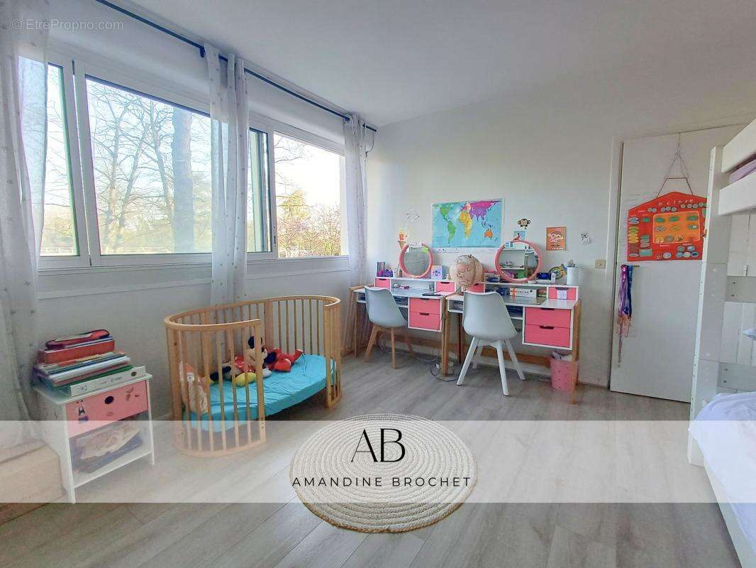Appartement à VAUCRESSON