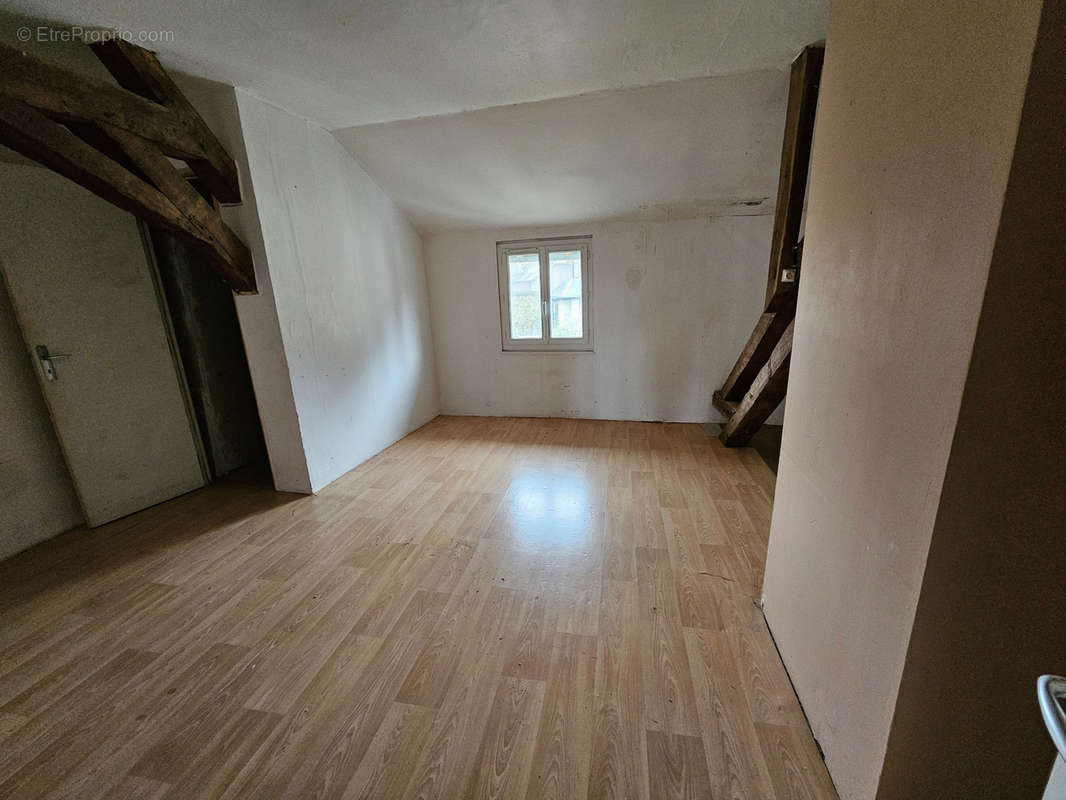 Maison à LUBERSAC