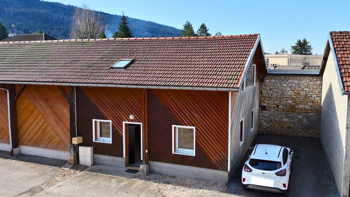 Maison à OYONNAX