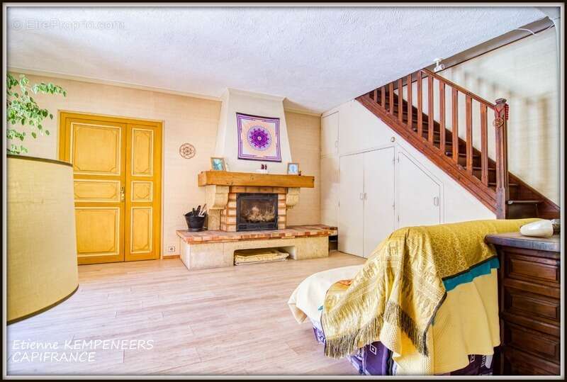 Maison à LORGUES