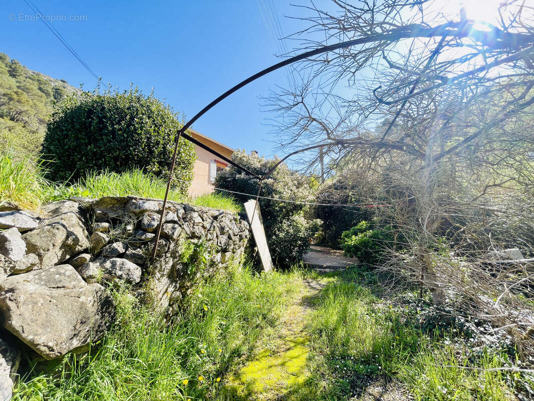 Maison à LA TRINITE