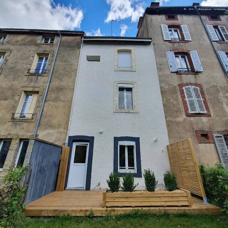 Maison à LONGUYON