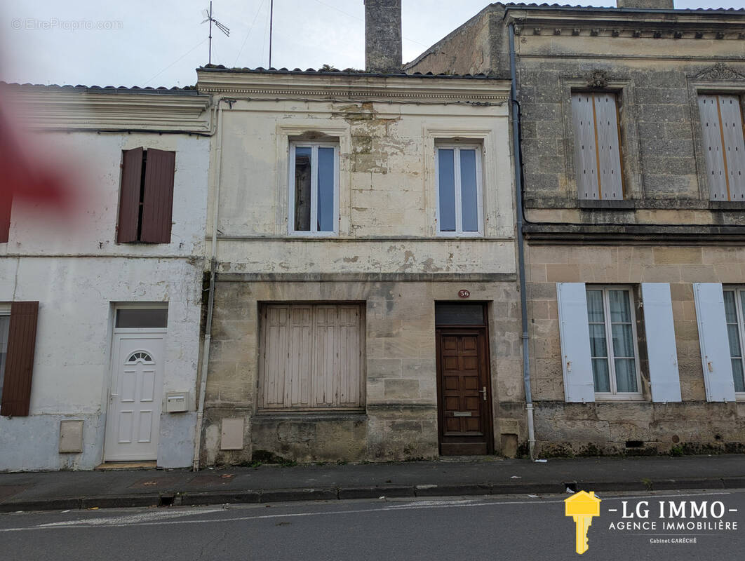 Maison à BLAYE