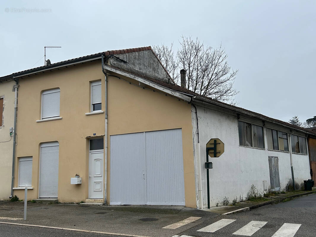 Maison à LAVARDAC