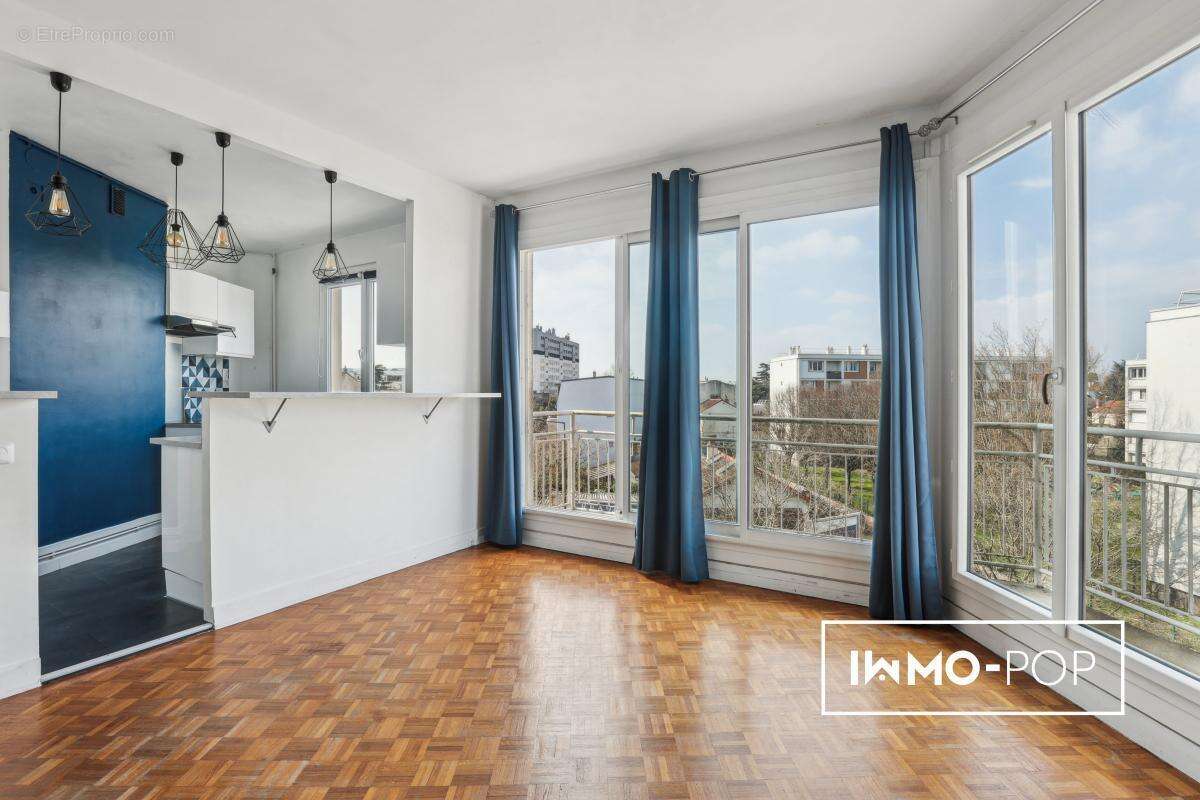 Appartement à SURESNES