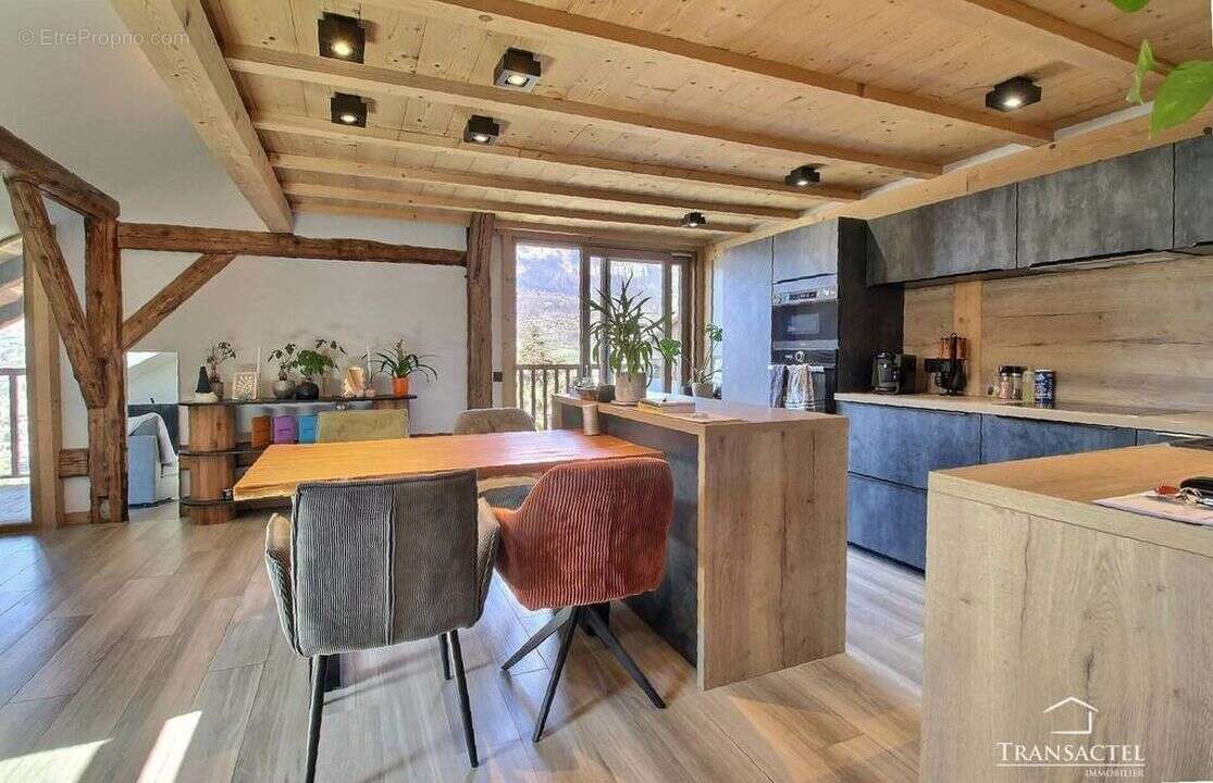 Appartement à PASSY