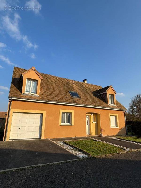 Maison à GUECELARD