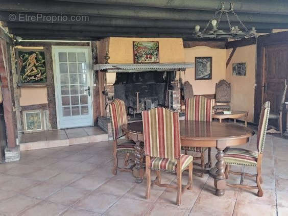 Maison à ESCOURCE