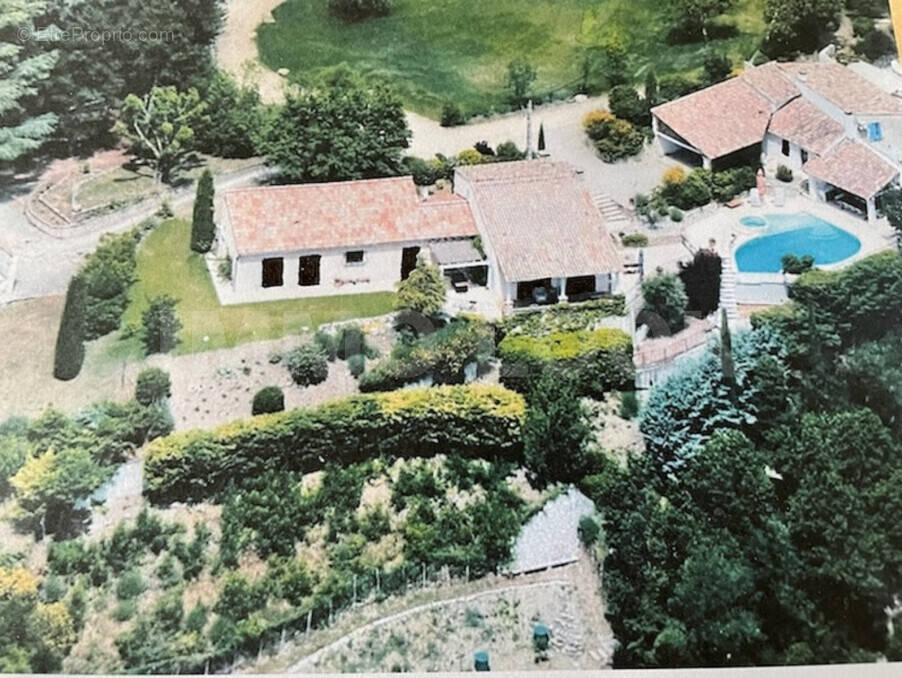 Maison à DIEULEFIT