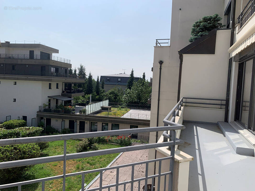 Appartement à DIVONNE-LES-BAINS