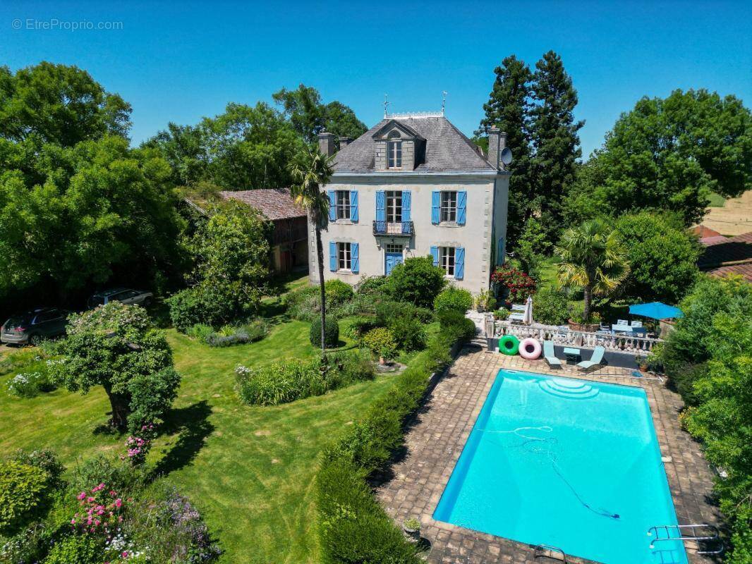 Maison à MIRANDE