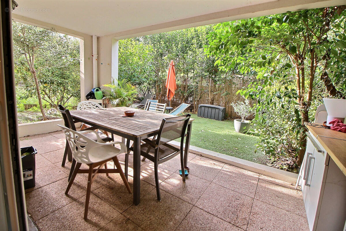 Appartement à MARSEILLE-12E