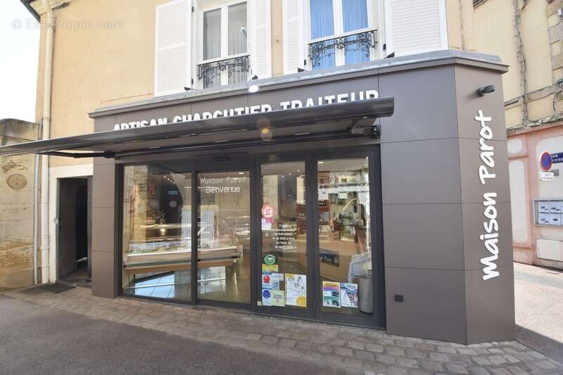 Commerce à DIGOIN